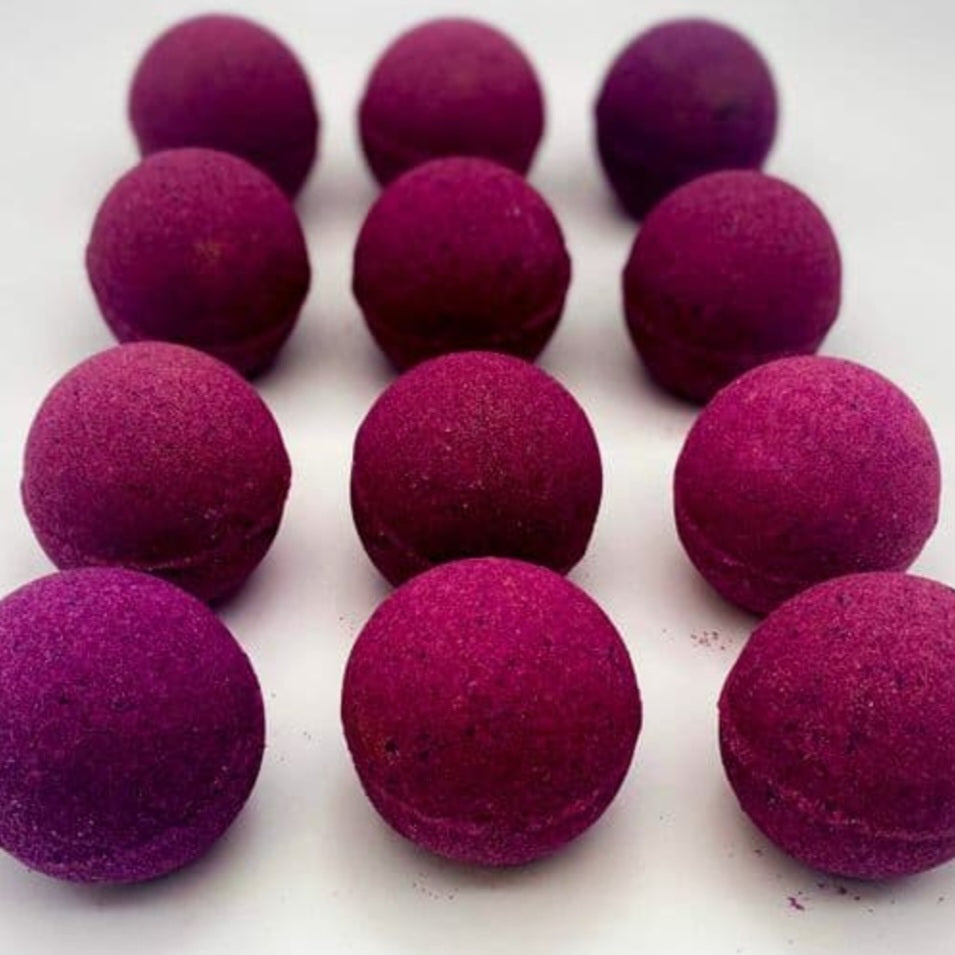 Bacaratte Rouge round bath bomb